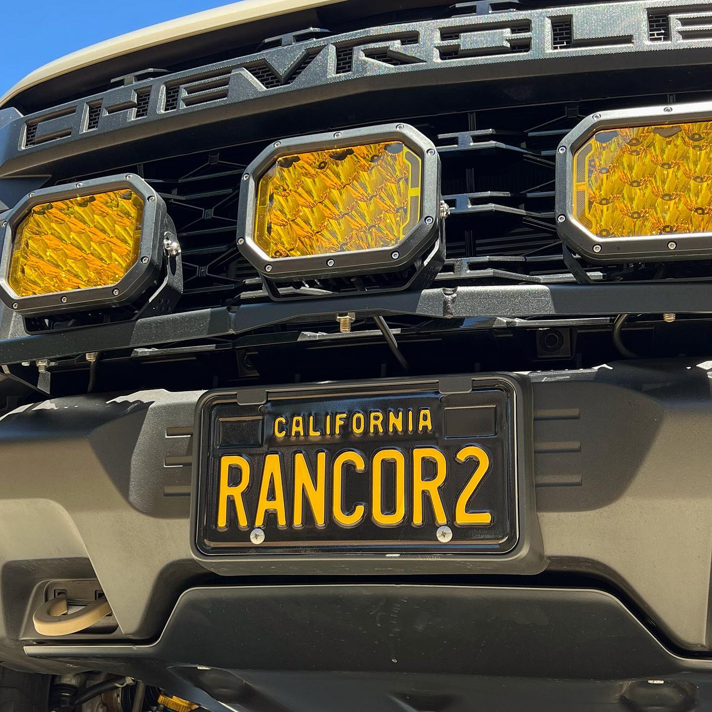 3 Pieces of COLIGHT 5x7inch Mars Series Square Led Driving Lights on Chevrolet